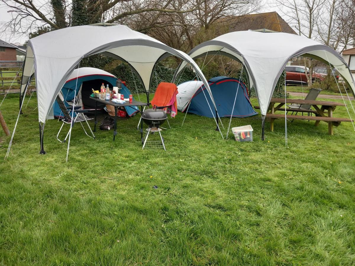 Basic 2P Tent Sotterum Otel Kornwerd Dış mekan fotoğraf